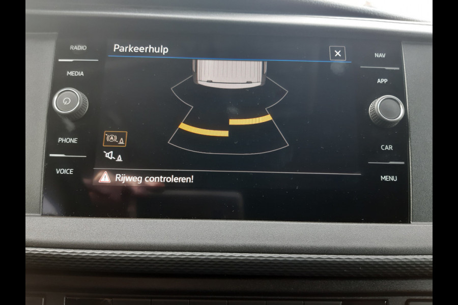 Volkswagen Transporter 2.0 TDI L2 82 Kw Comfortline Navi , Cruisecontrol Achterdeuren Lange uitvoering