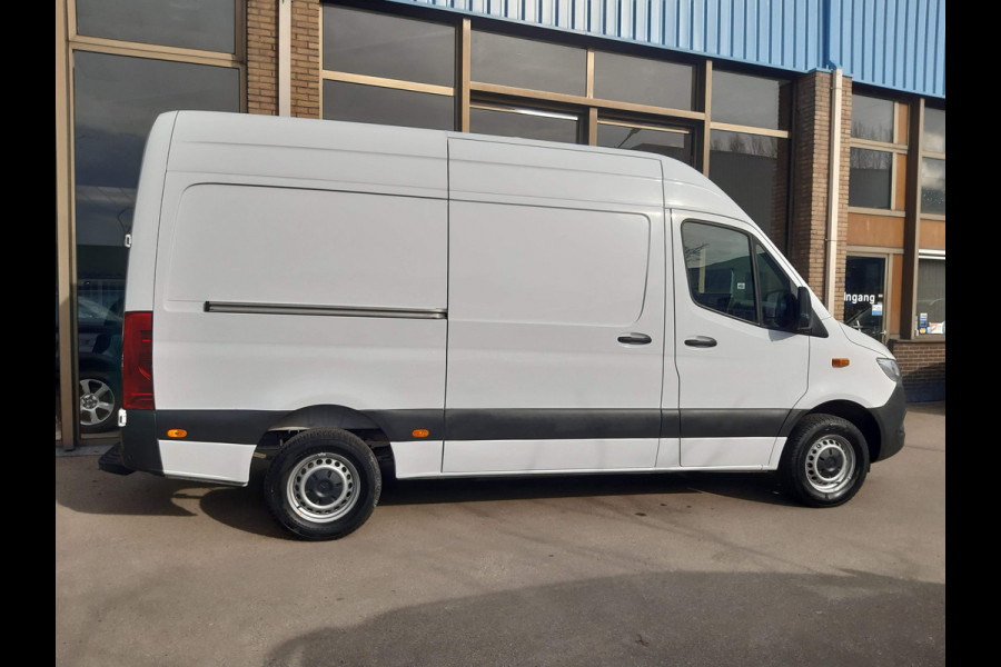 Mercedes-Benz Sprinter 317 CDI L2H2 RWD MBux Camera PDC Navi Airco Cruisecontrol - ZONDER KRASSEN OF DEUKEN -