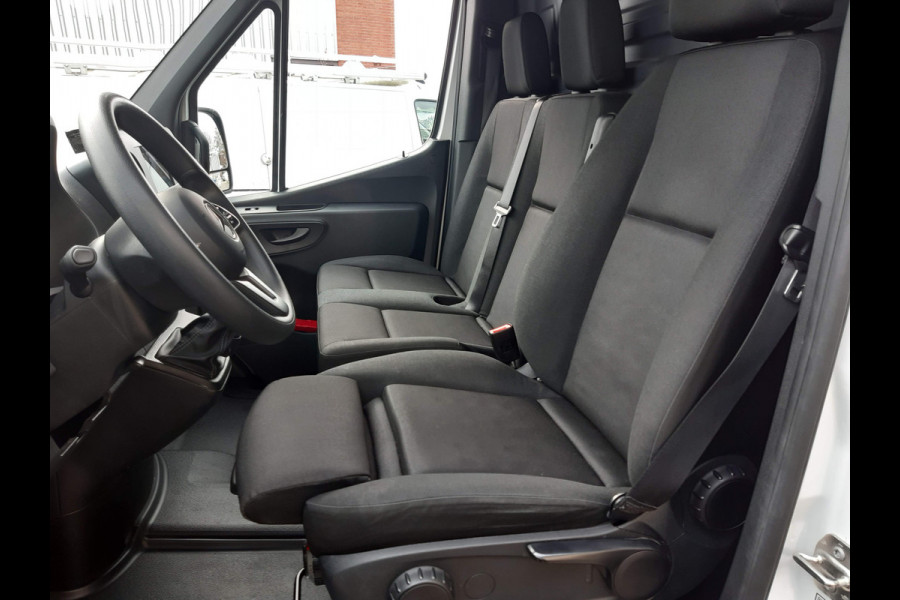 Mercedes-Benz Sprinter 317 CDI L2H2 RWD MBux Camera PDC Navi Airco Cruisecontrol - ZONDER KRASSEN OF DEUKEN -
