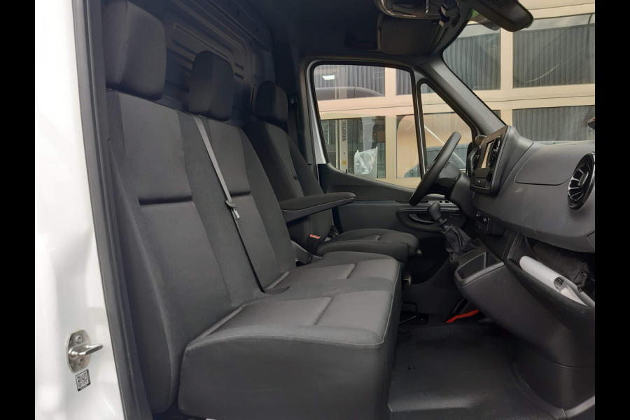 Mercedes-Benz Sprinter 317 CDI L2H2 RWD MBux Camera PDC Navi Airco Cruisecontrol - ZONDER KRASSEN OF DEUKEN -