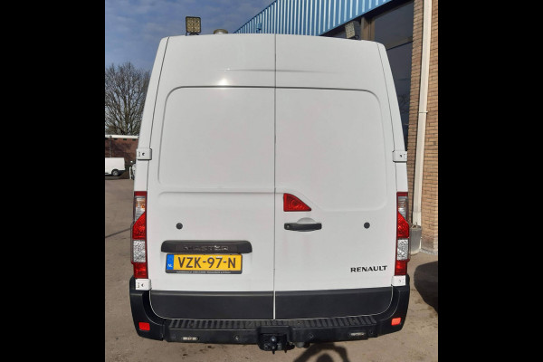 Renault Master 2.3 dCi 145 Pk/107kw L2/H2 Airco Cruisecontrol Achteruitrijcamera , Achteropstap ,Trekhaak