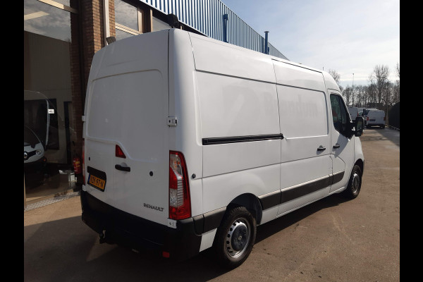 Renault Master 2.3 dCi 145 Pk/107kw L2/H2 Airco Cruisecontrol Achteruitrijcamera , Achteropstap ,Trekhaak