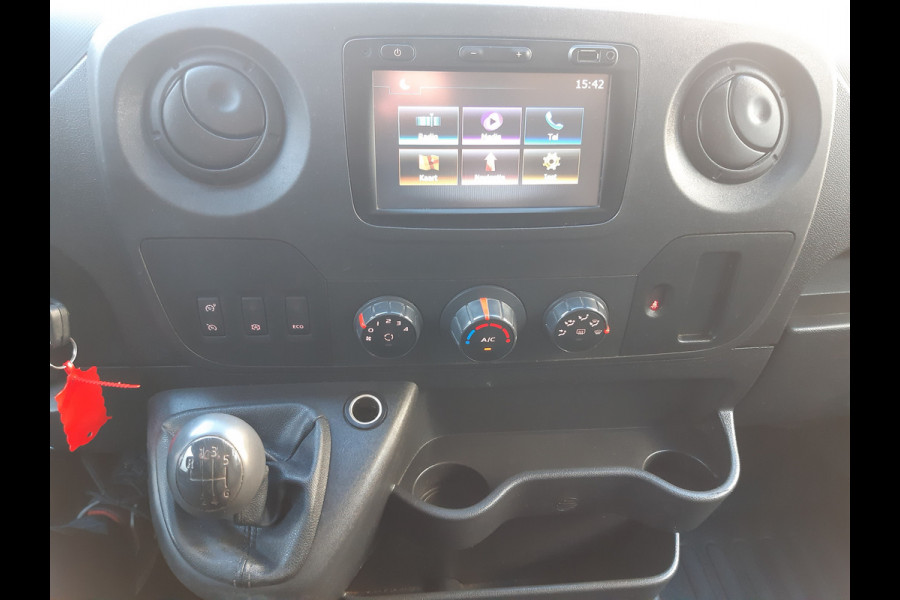 Renault Master 2.3 dCi 145 Pk/107kw L2/H2 Airco Cruisecontrol Achteruitrijcamera , Achteropstap ,Trekhaak