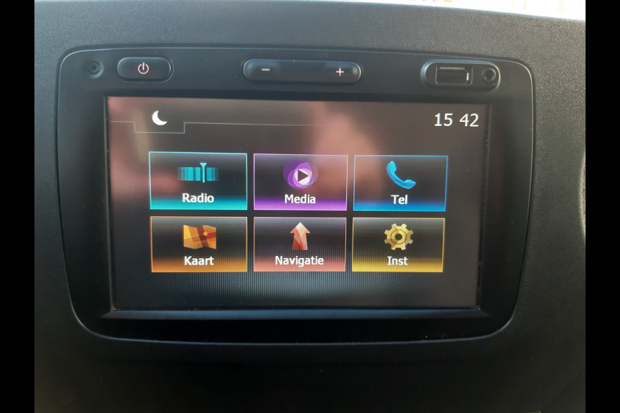 Renault Master 2.3 dCi 145 Pk/107kw L2/H2 Airco Cruisecontrol Achteruitrijcamera , Achteropstap ,Trekhaak