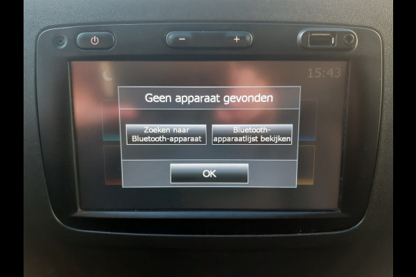 Renault Master 2.3 dCi 145 Pk/107kw L2/H2 Airco Cruisecontrol Achteruitrijcamera , Achteropstap ,Trekhaak