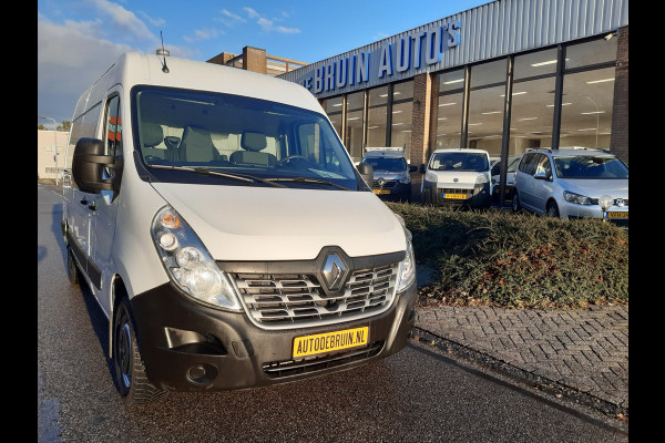 Renault Master 2.3 dCi 145 Pk/107kw L2/H2 Airco Cruisecontrol Achteruitrijcamera , Achteropstap ,Trekhaak