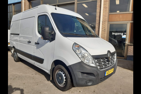 Renault Master 2.3 dCi 145 Pk/107kw L2/H2 Airco Cruisecontrol Achteruitrijcamera , Achteropstap ,Trekhaak