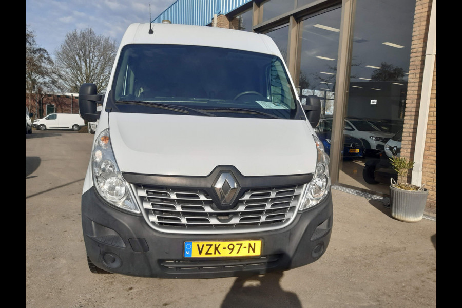 Renault Master 2.3 dCi 145 Pk/107kw L2/H2 Airco Cruisecontrol Achteruitrijcamera , Achteropstap ,Trekhaak