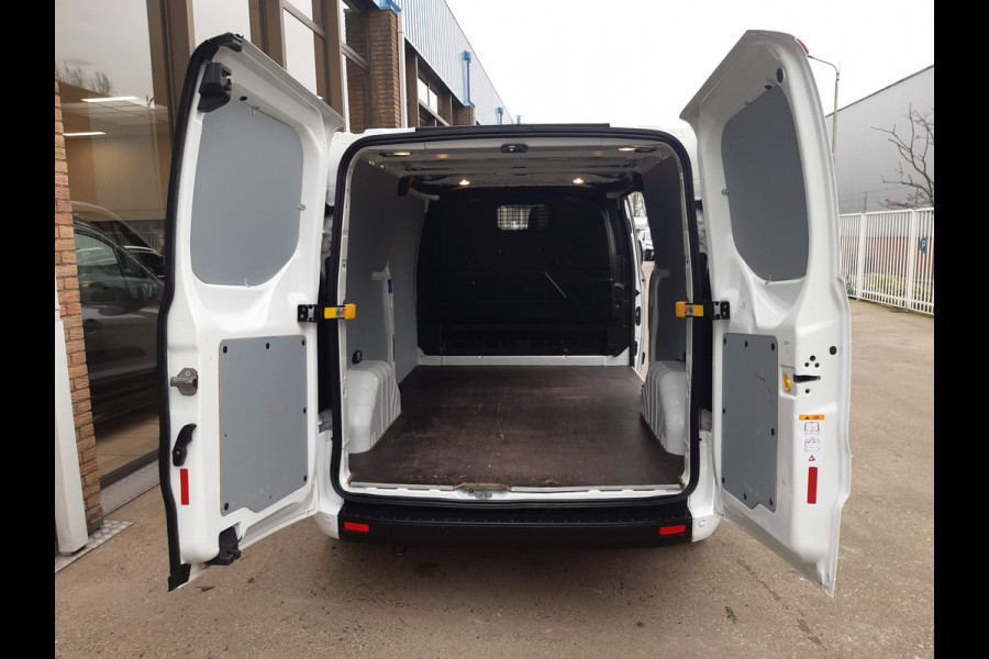 Ford Transit Custom 2.0 TDCI 96Kw/130Pk L2 Lang Airco , Cruise control , Parkeersensors