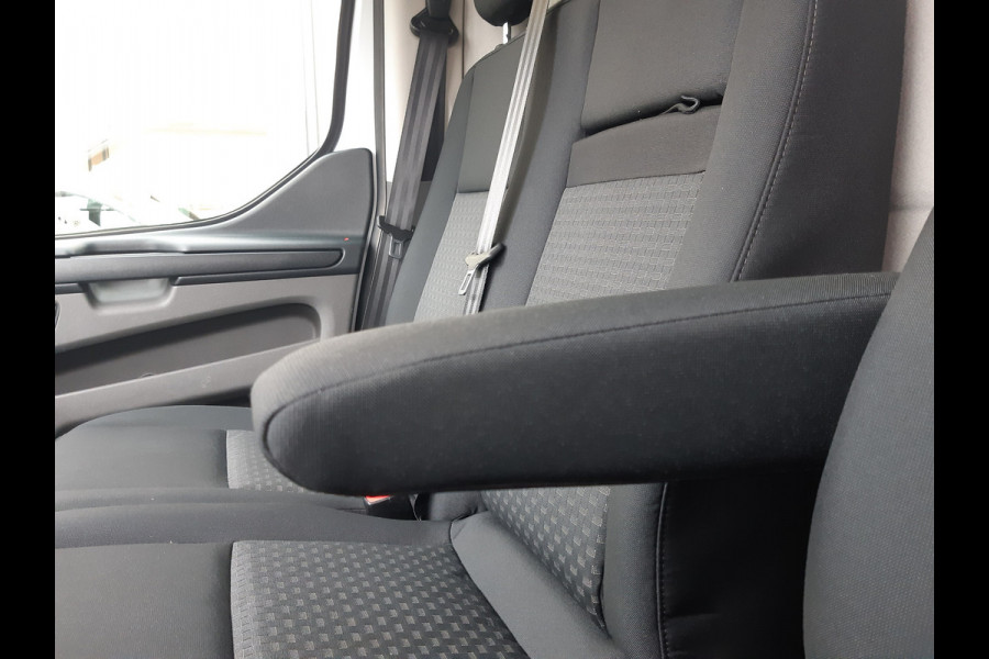 Ford Transit Custom 2.0 TDCI 96Kw/130Pk L2 Lang Airco , Cruise control , Parkeersensors