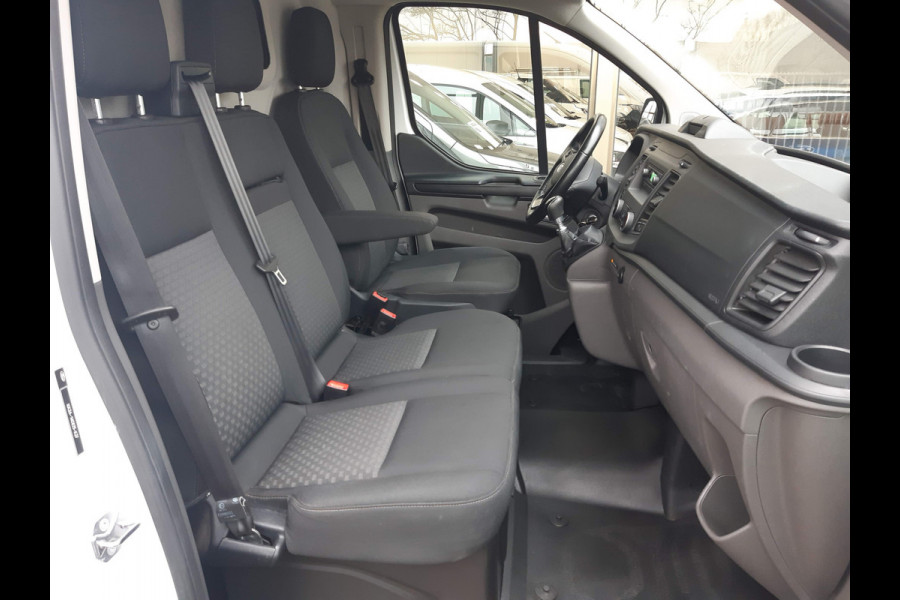 Ford Transit Custom 2.0 TDCI 96Kw/130Pk L2 Lang Airco , Cruise control , Parkeersensors