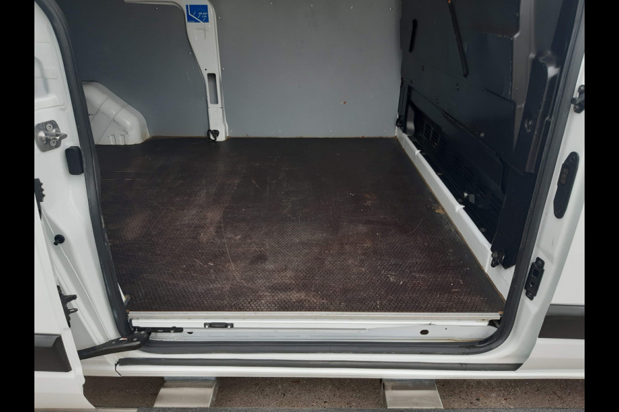 Ford Transit Custom 2.0 TDCI 96Kw/130Pk L2 Lang Airco , Cruise control , Parkeersensors