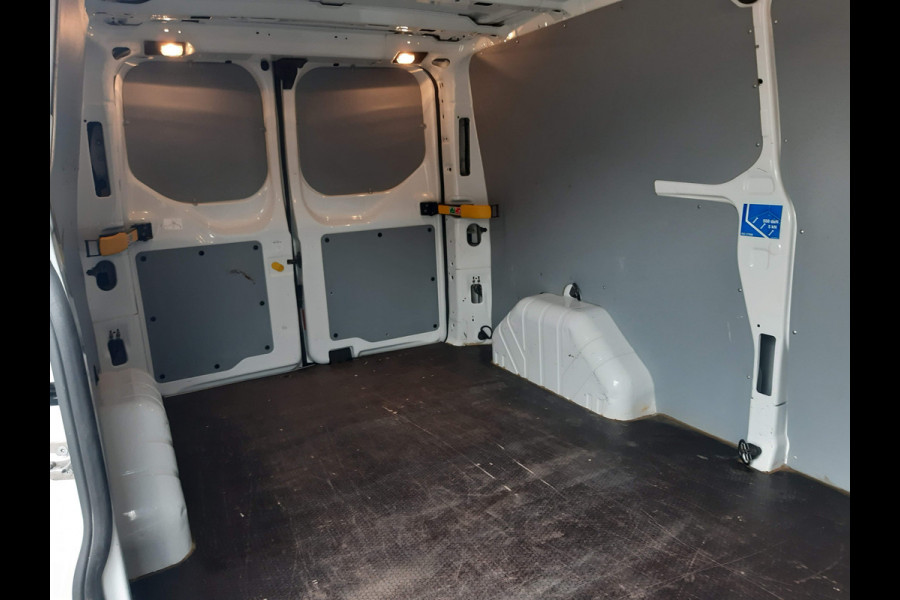 Ford Transit Custom 2.0 TDCI 96Kw/130Pk L2 Lang Airco , Cruise control , Parkeersensors