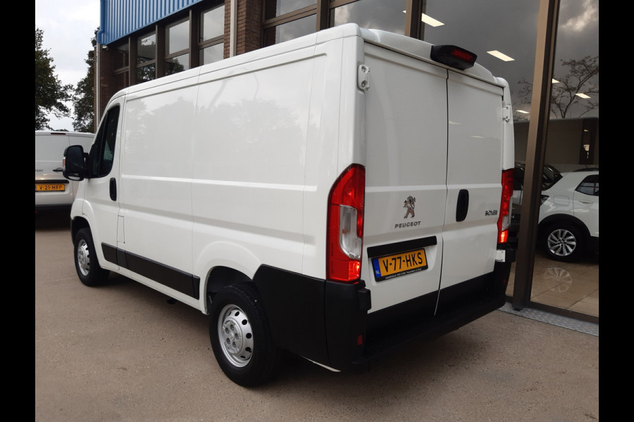 Peugeot Boxer 2.2 BlueHDi 140Pk L1/H1 Premium Airco Navi Cruise control