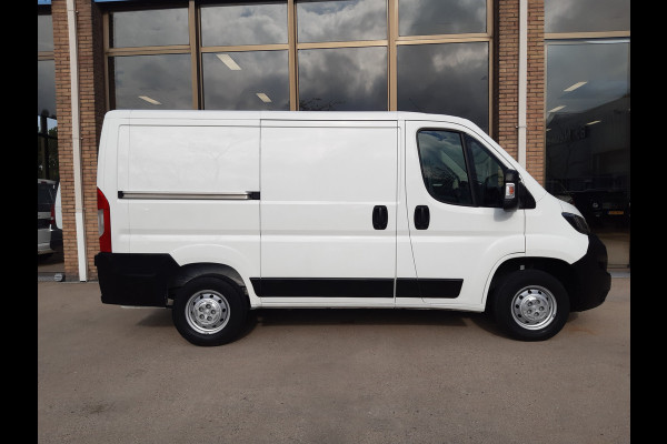 Peugeot Boxer 2.2 BlueHDi 140Pk L1/H1 Premium Airco Navi Cruise control