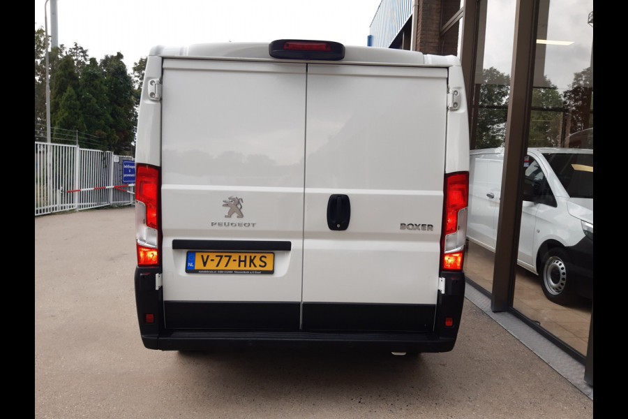 Peugeot Boxer 2.2 BlueHDi 140Pk L1/H1 Premium Airco Navi Cruise control