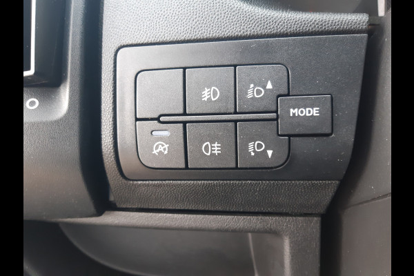 Peugeot Boxer 2.2 BlueHDi 140Pk L1/H1 Premium Airco Navi Cruise control