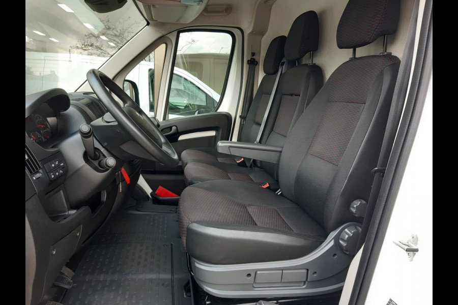 Peugeot Boxer 2.2 BlueHDi 140Pk L1/H1 Premium Airco Navi Cruise control