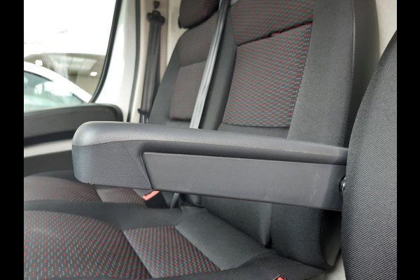 Peugeot Boxer 2.2 BlueHDi 140Pk L1/H1 Premium Airco Navi Cruise control