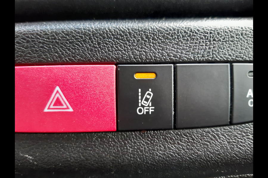 Peugeot Boxer 2.2 BlueHDi 140Pk L1/H1 Premium Airco Navi Cruise control
