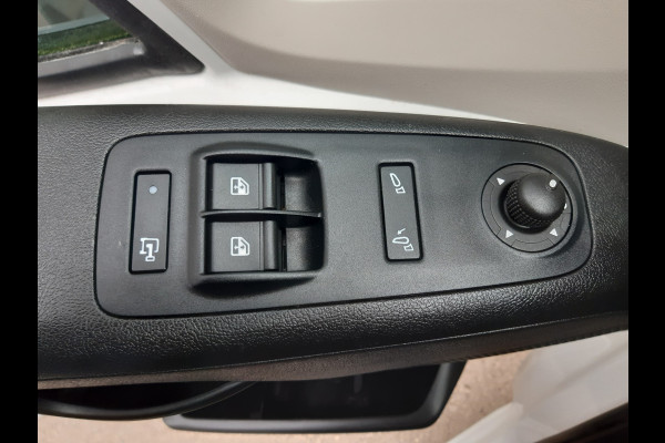 Peugeot Boxer 2.2 BlueHDi 140 Pk L2/H2 Airco Cruise Control Navigatie