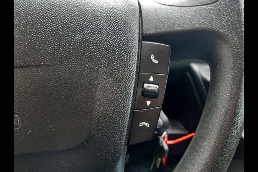 Peugeot Boxer 2.2 BlueHDi 140 Pk L2/H2 Airco Cruise Control Navigatie