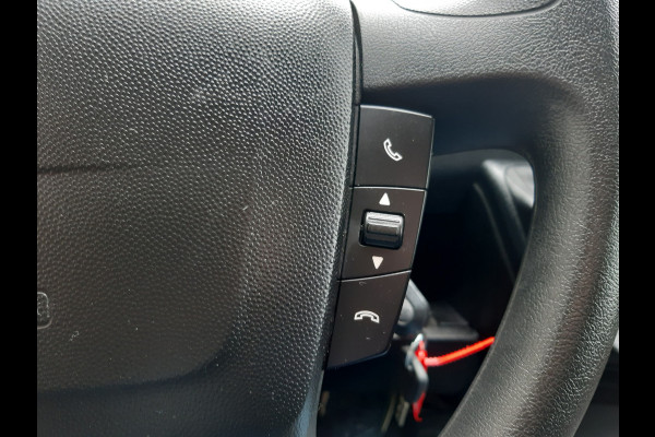 Peugeot Boxer 2.2 BlueHDi 140 Pk L2/H2 Airco Cruise Control Navigatie
