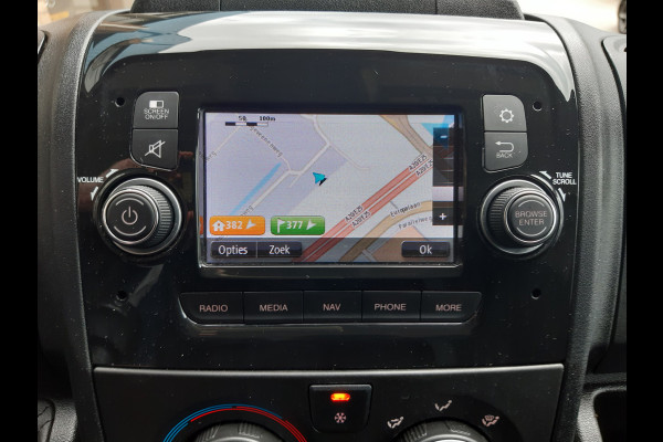 Peugeot Boxer 2.2 BlueHDi 140 Pk L2/H2 Airco Cruise Control Navigatie