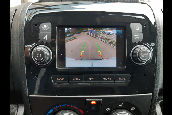 Peugeot Boxer 2.2 BlueHDi 140 Pk L2/H2 Airco Cruise Control Navigatie