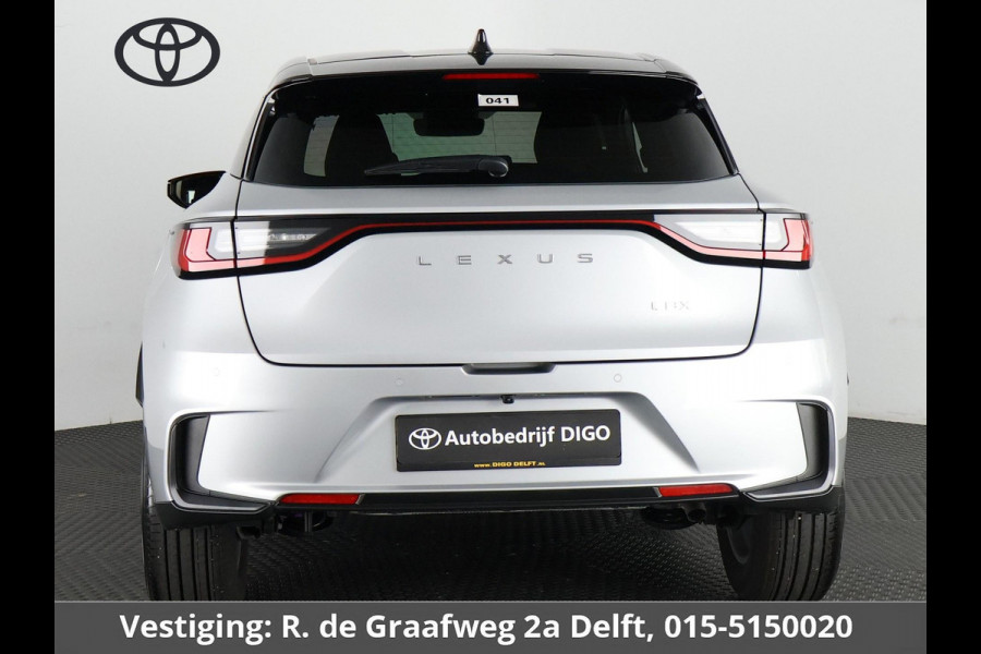 Lexus LBX Business Line Bi-Tone 2WD | Dodehoek detectie | Stuur- & Stoelverwarming | Navigatie | Parkeersensoren