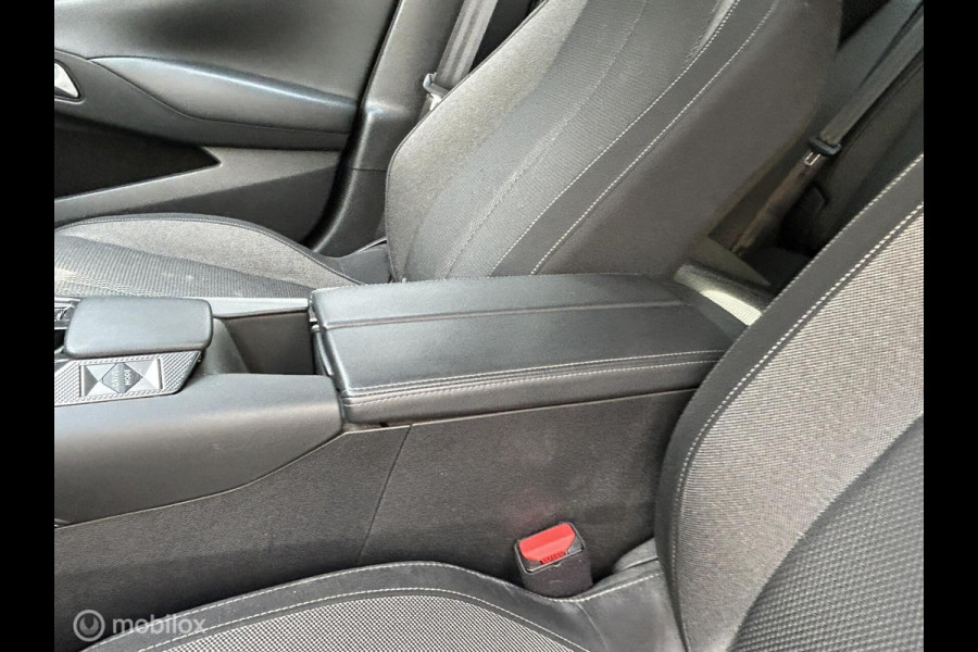 DS DS 4 1.2 automaat 131 PK Bastille+ FM nav / carplay / keyless / LED DS DS 4 1.2 automaat 131 PK Bastille+ FM nav / carplay / keyless / LED