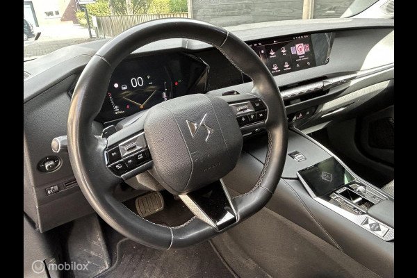 DS DS 4 1.2 automaat 131 PK Bastille+ FM nav / carplay / keyless / LED DS DS 4 1.2 automaat 131 PK Bastille+ FM nav / carplay / keyless / LED