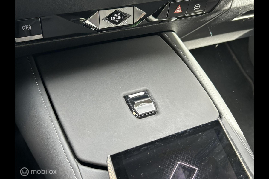 DS DS 4 1.2 automaat 131 PK Bastille+ FM nav / carplay / keyless / LED DS DS 4 1.2 automaat 131 PK Bastille+ FM nav / carplay / keyless / LED