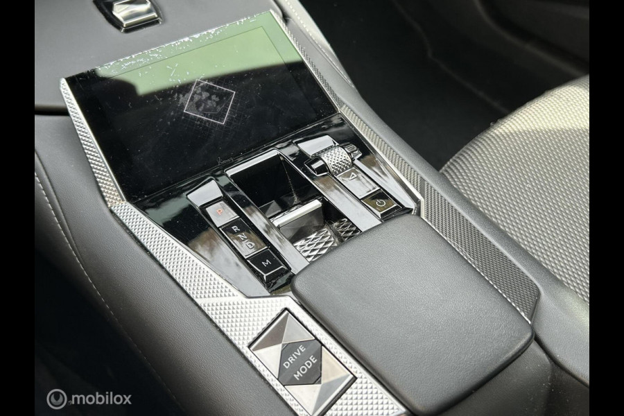 DS DS 4 1.2 automaat 131 PK Bastille+ FM nav / carplay / keyless / LED DS DS 4 1.2 automaat 131 PK Bastille+ FM nav / carplay / keyless / LED