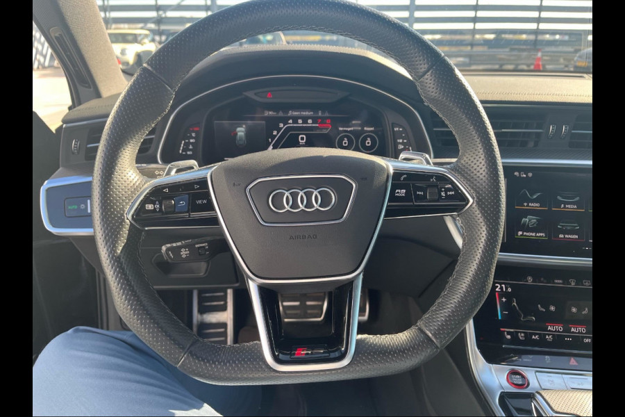 Audi RS6 Avant TFSI quattro / Trekhaak / Panoramadak / Keramisch / 360Camera / Head-up / Softclose / Standverwarming / B&O / Volleder / 22'' /  Apple CarPlay / Achterasbesturing / Luchtvering / Dodehoek / DAB / ACC / St