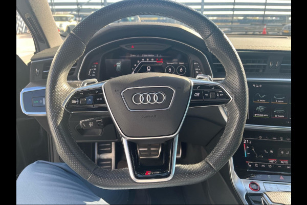 Audi RS6 Avant TFSI quattro / Trekhaak / Panoramadak / Keramisch / 360Camera / Head-up / Softclose / Standverwarming / B&O / Volleder / 22'' /  Apple CarPlay / Achterasbesturing / Luchtvering / Dodehoek / DAB / ACC / St