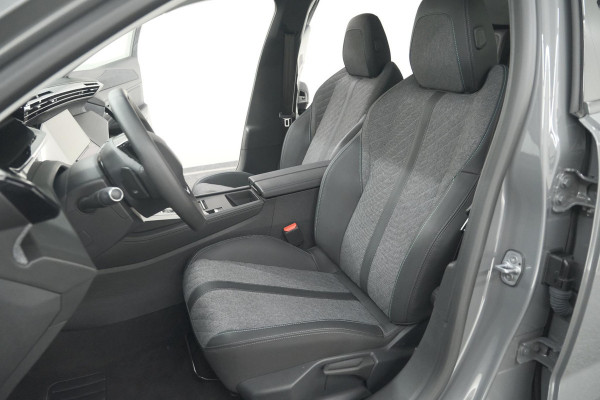 Peugeot 408 1.2 Hybrid 136 e-DSC6 Allure | 360 Camera | Navigatie | Parkeersensoren | Apple Carplay