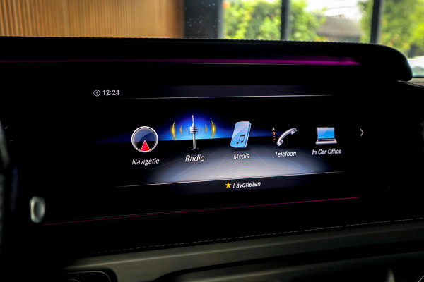 Mercedes-Benz G63 AMG Panodak Carbon Burmester Leer 360 PTS Open dak Navi Memory Stoelventilatie Stoelverwarming Climate NL auto