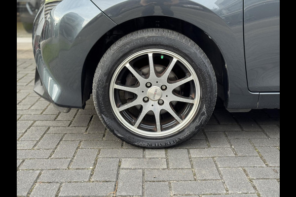 Toyota Aygo 1.0 VVT-i 72pk x-fun | Airco, Bluetooth, LM velgen, Elektrische ramen, Snelheidsbegrenzer
