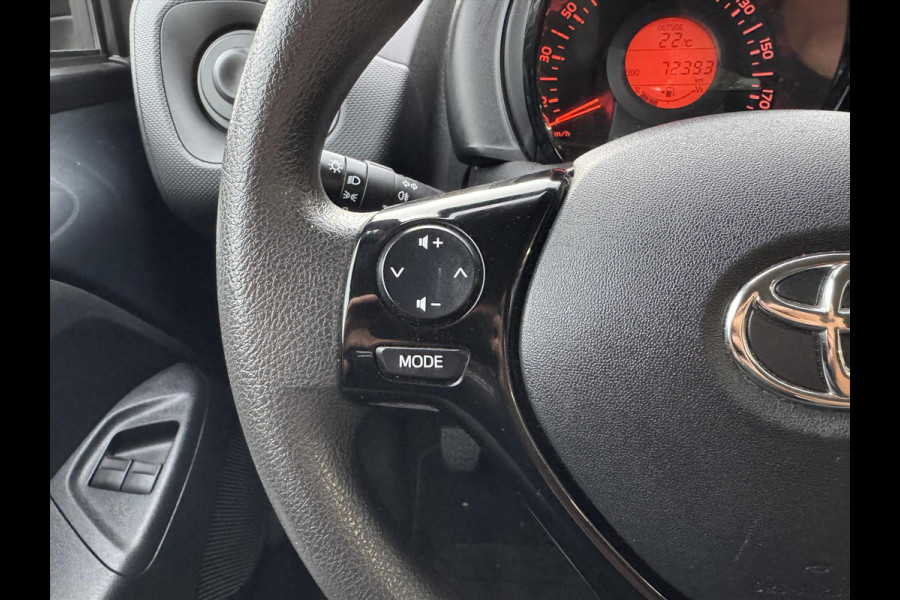 Toyota Aygo 1.0 VVT-i 72pk x-fun | Airco, Bluetooth, LM velgen, Elektrische ramen, Snelheidsbegrenzer