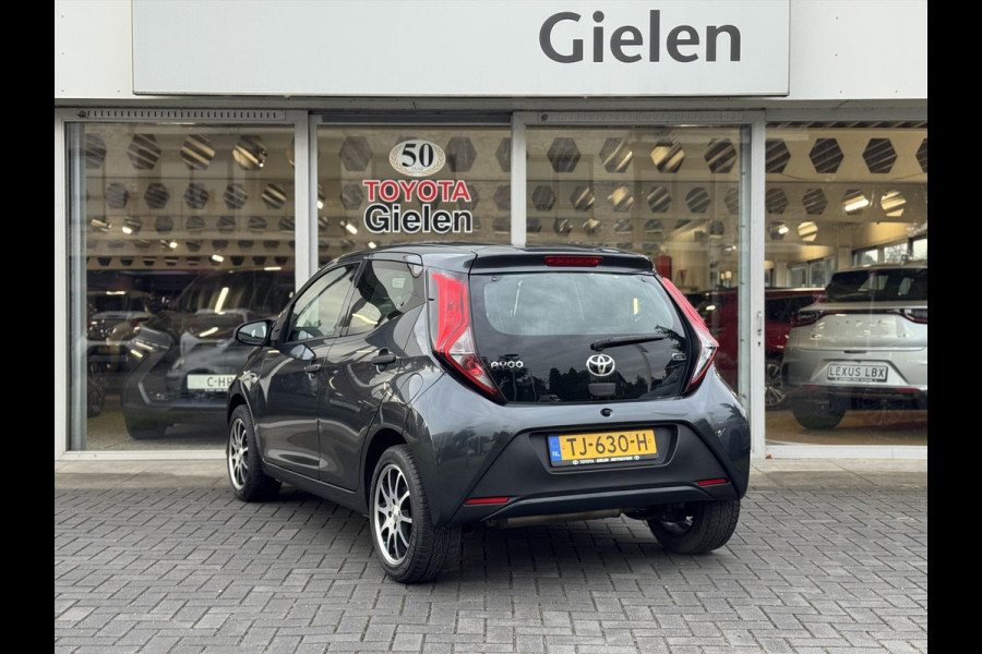 Toyota Aygo 1.0 VVT-i 72pk x-fun | Airco, Bluetooth, LM velgen, Elektrische ramen, Snelheidsbegrenzer
