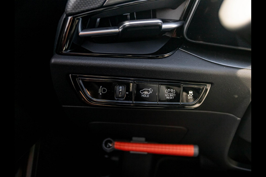 Kia Niro 1.6 GDi Hybrid DynamicPlusLine | Leder | Stoel & Stuur verwarming | HUD | Keyless