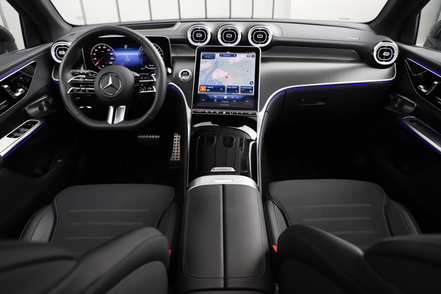 Mercedes-Benz GLC 400e AMG 4-Matic | 381PK | Luchtvering | Achterasbesturing | Head-up | Keyles-go | Pano | Sfeerverlichting | Burmester | Memory Mercedes-Benz GLC 400e AMG 4-Matic | 381PK | Luchtvering | Achterasbesturing | Head-up | Keyles-go | Pano | Sfeerverlichting | Burmester | Memory