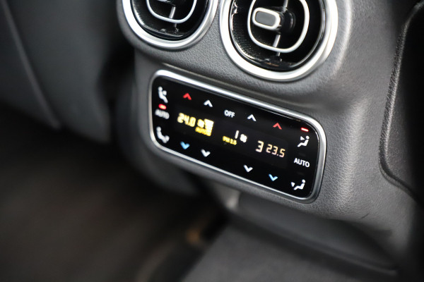 Mercedes-Benz GLC 400e AMG 4-Matic | 381PK | Luchtvering | Achterasbesturing | Head-up | Keyles-go | Pano | Sfeerverlichting | Burmester | Memory Mercedes-Benz GLC 400e AMG 4-Matic | 381PK | Luchtvering | Achterasbesturing | Head-up | Keyles-go | Pano | Sfeerverlichting | Burmester | Memory