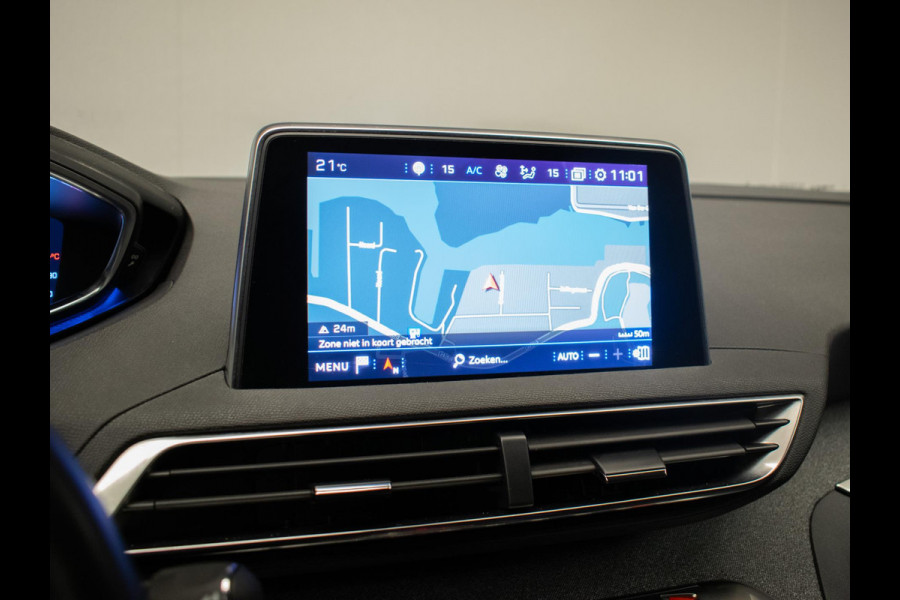 Peugeot 5008 1.2 PureTech Allure Sport 7p. (APPLE CARPLAY,NAVI,CAMERA,CRUISE,LED,CLIMATE,SFEERVERLICHTING,DAB,GETINT,SPORTSTOELEN)