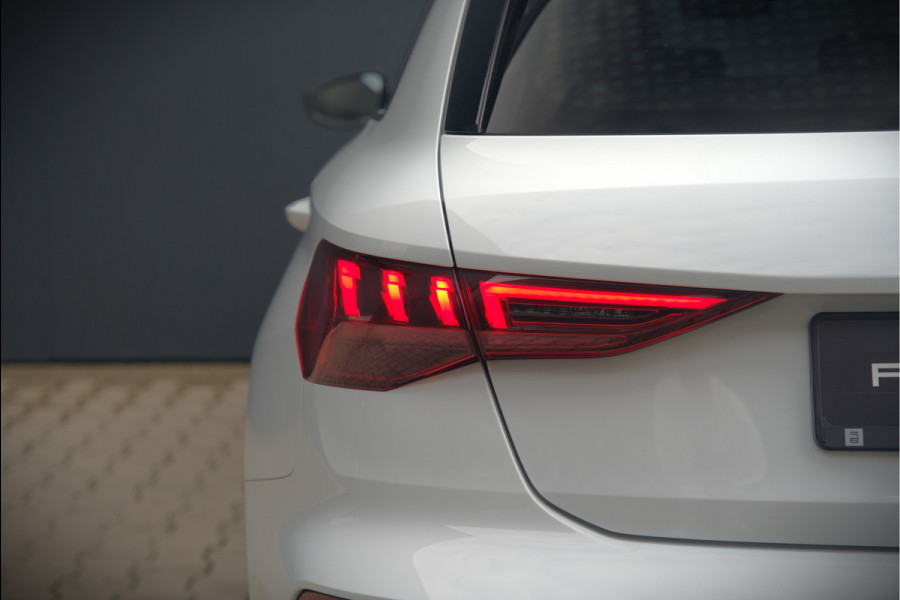 Audi A3 Sportback 45 TFSI e S edition Competition | S-Line | RS Seats | Stoelverwarming | Camera | Navigatie | Cruise Control | LED | Keyless | Virtual Cockpit | Apple Carplay | Parkeersensoren | Audi A3 Sportback 45 TFSI e S edition Competition | S-Line | RS Seats | Stoelverwarming | Camera | Navigatie | Cruise Control | LED | Keyless | Virtual Cockpit | Apple Carplay | Parkeersensoren |