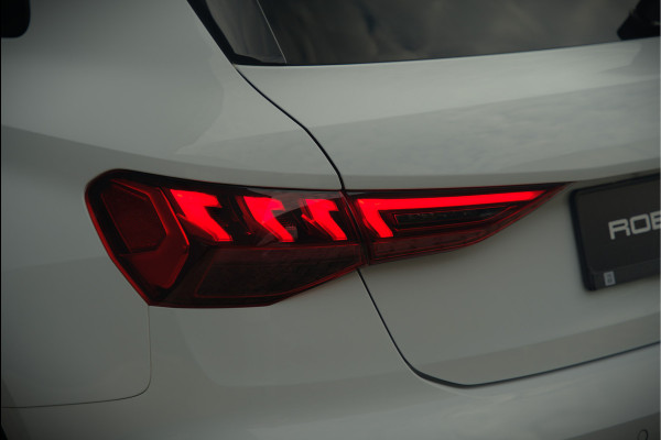 Audi A3 Sportback 45 TFSI e S edition Competition | S-Line | RS Seats | Stoelverwarming | Camera | Navigatie | Cruise Control | LED | Keyless | Virtual Cockpit | Apple Carplay | Parkeersensoren | Audi A3 Sportback 45 TFSI e S edition Competition | S-Line | RS Seats | Stoelverwarming | Camera | Navigatie | Cruise Control | LED | Keyless | Virtual Cockpit | Apple Carplay | Parkeersensoren |