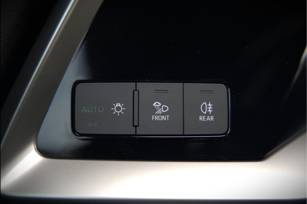 Audi A3 Sportback 45 TFSI e S edition Competition | S-Line | RS Seats | Stoelverwarming | Camera | Navigatie | Cruise Control | LED | Keyless | Virtual Cockpit | Apple Carplay | Parkeersensoren | Audi A3 Sportback 45 TFSI e S edition Competition | S-Line | RS Seats | Stoelverwarming | Camera | Navigatie | Cruise Control | LED | Keyless | Virtual Cockpit | Apple Carplay | Parkeersensoren |