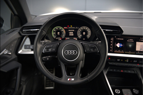 Audi A3 Sportback 45 TFSI e S edition Competition | S-Line | RS Seats | Stoelverwarming | Camera | Navigatie | Cruise Control | LED | Keyless | Virtual Cockpit | Apple Carplay | Parkeersensoren | Audi A3 Sportback 45 TFSI e S edition Competition | S-Line | RS Seats | Stoelverwarming | Camera | Navigatie | Cruise Control | LED | Keyless | Virtual Cockpit | Apple Carplay | Parkeersensoren |