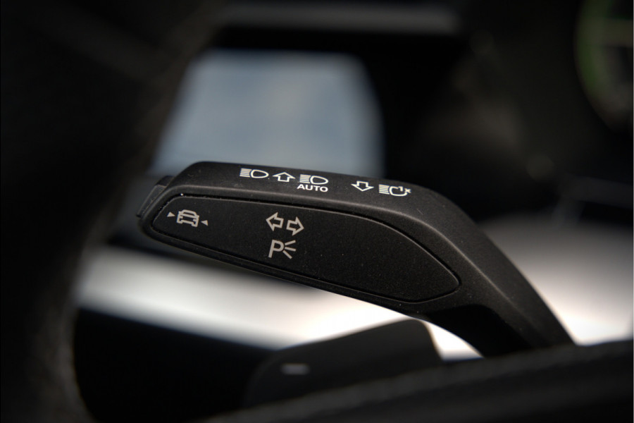 Audi A3 Sportback 45 TFSI e S edition Competition | S-Line | RS Seats | Stoelverwarming | Camera | Navigatie | Cruise Control | LED | Keyless | Virtual Cockpit | Apple Carplay | Parkeersensoren | Audi A3 Sportback 45 TFSI e S edition Competition | S-Line | RS Seats | Stoelverwarming | Camera | Navigatie | Cruise Control | LED | Keyless | Virtual Cockpit | Apple Carplay | Parkeersensoren |